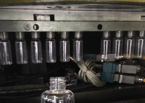 PMMA 8 Cav Glass Bottle Filling Line ISBM Machine 100ml Pet Stretch Blow Molding Machine